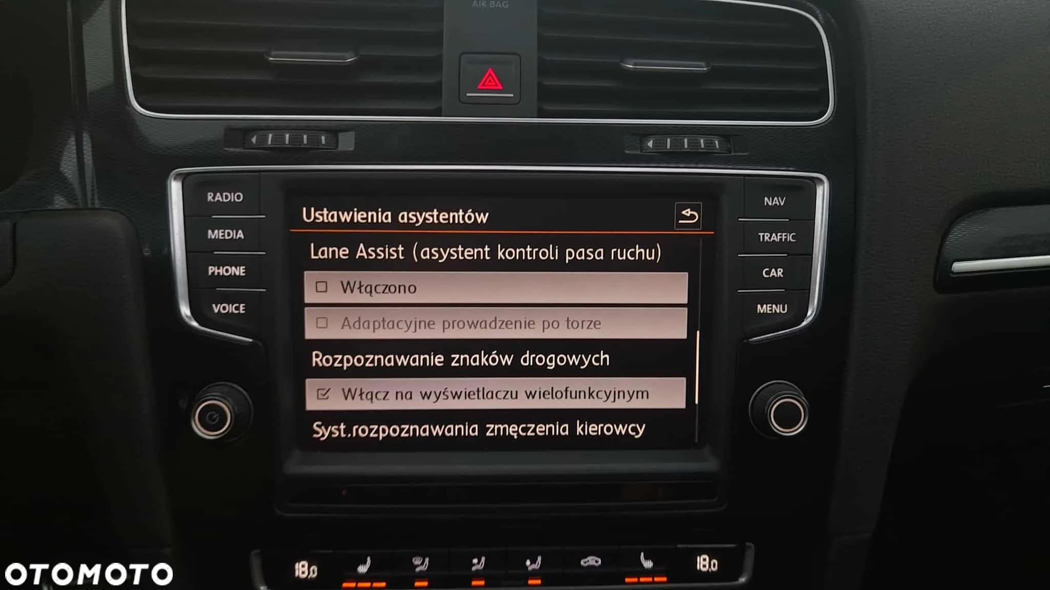 Volkswagen Golf GTD 2.0 TDI SCR DSG - 39