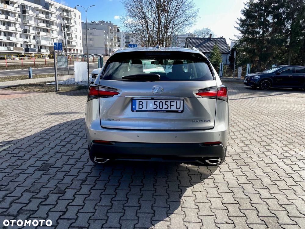 Lexus NX 200t Elite AWD - 18