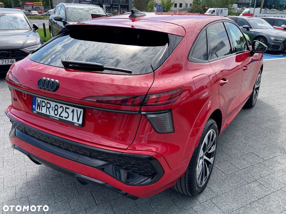 Audi Q3 Sportback - 8