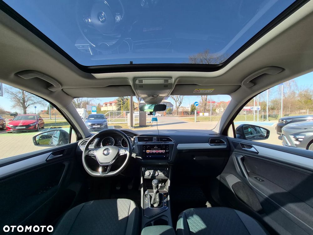 Volkswagen Tiguan 1.5 TSI EVO Comfortline - 9