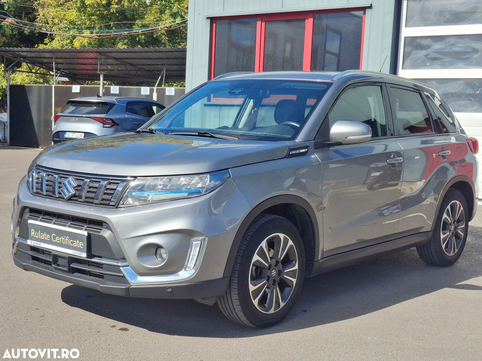 Suzuki Vitara 1.4 Boosterjet AllGrip MHEV Luxus - 1