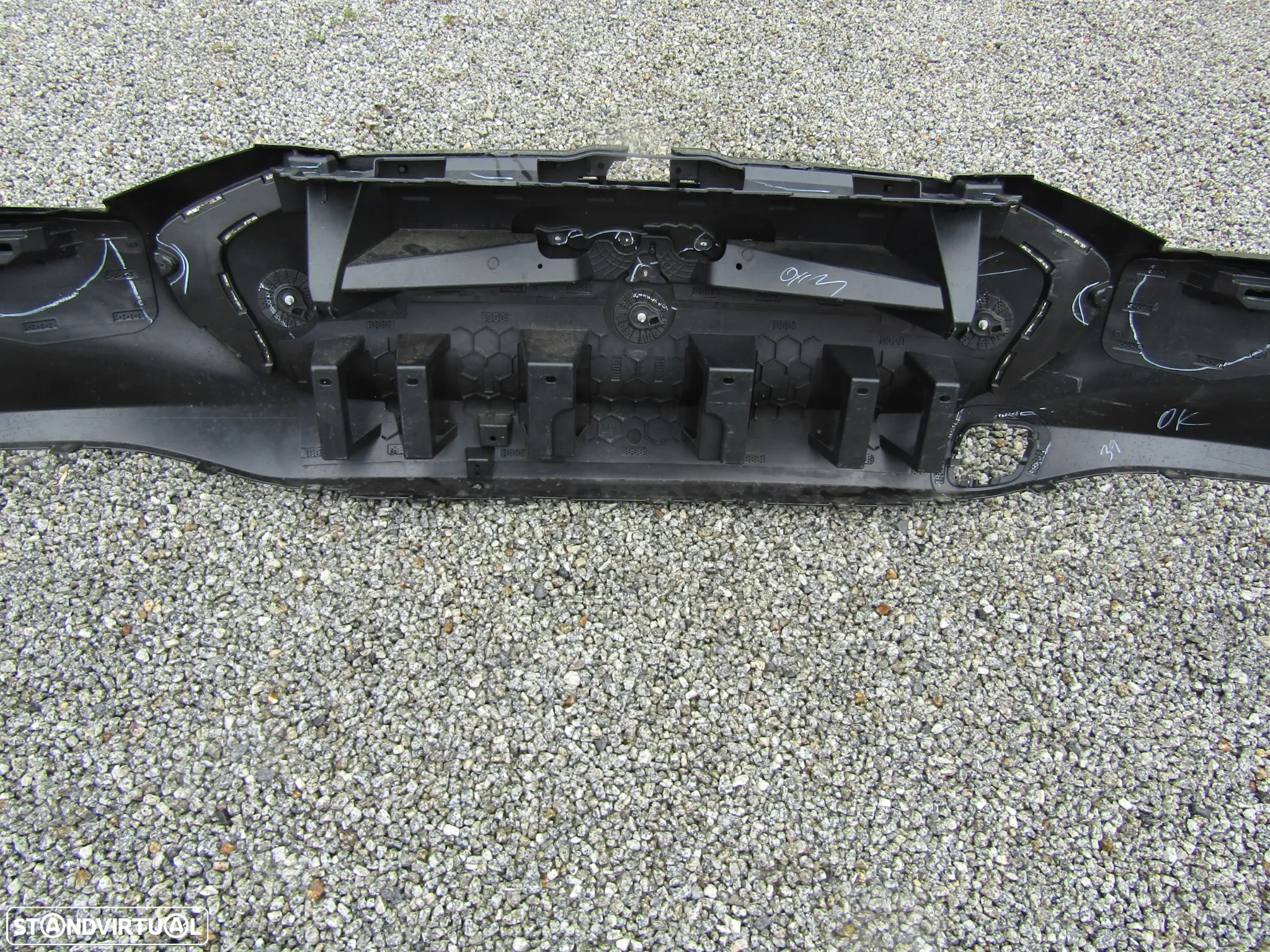 Para-choques Ford Mustang ano 2022(original) , ver detalhes - 13
