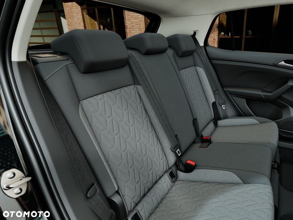 Volkswagen T-Cross - 13