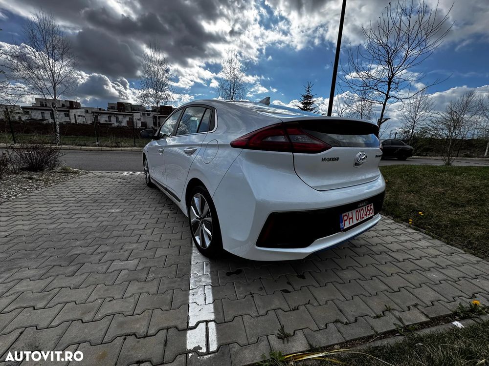 Hyundai IONIQ 1.6 GDI Premium - 14