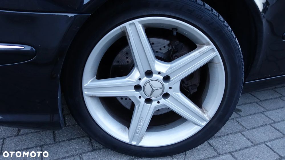 Mercedes-Benz Klasa E 500 4-Matic T Avantgarde - 14