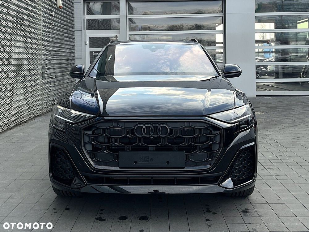 Audi Q8 - 12