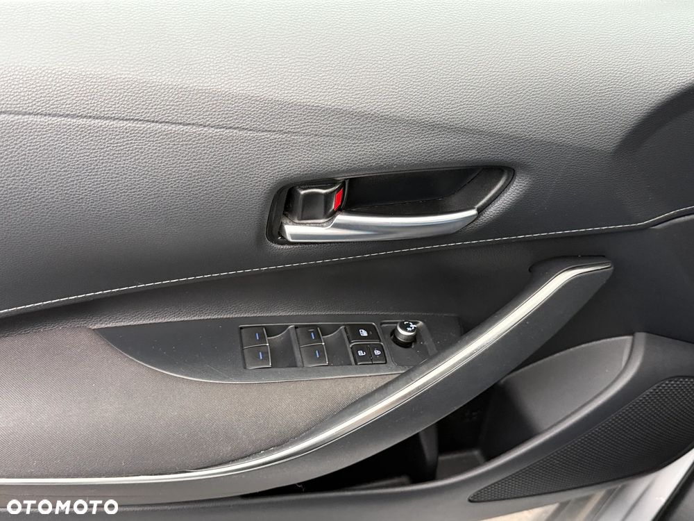 Toyota Corolla 1.8 Hybrid Comfort - 16