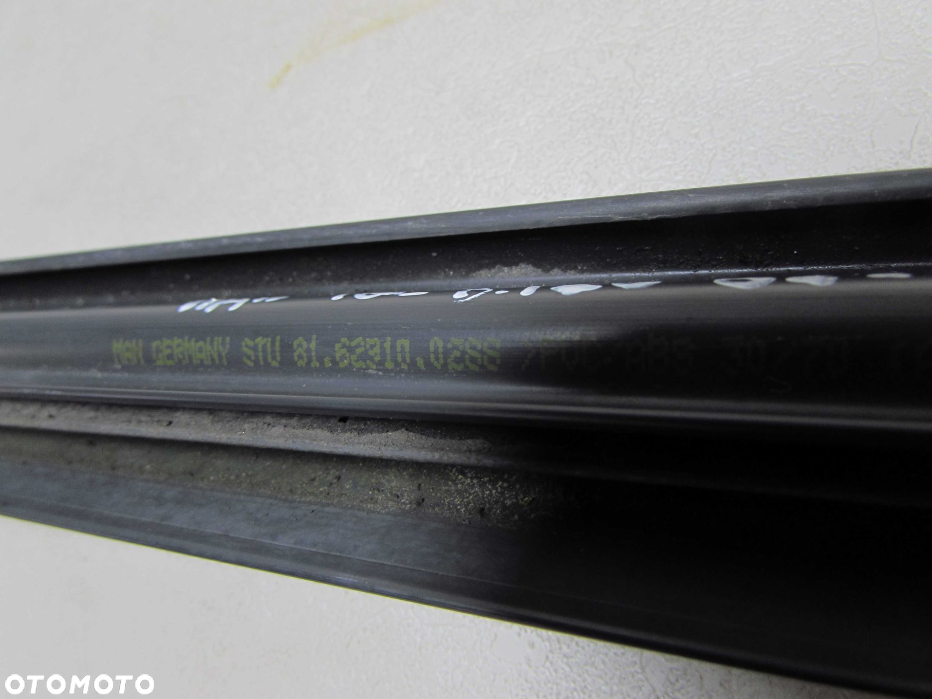MAN TGL TGM TGA 8-180 07-12 LISTWA DACHOWA DACHU KABINY PRAWA 81629100288 - 8