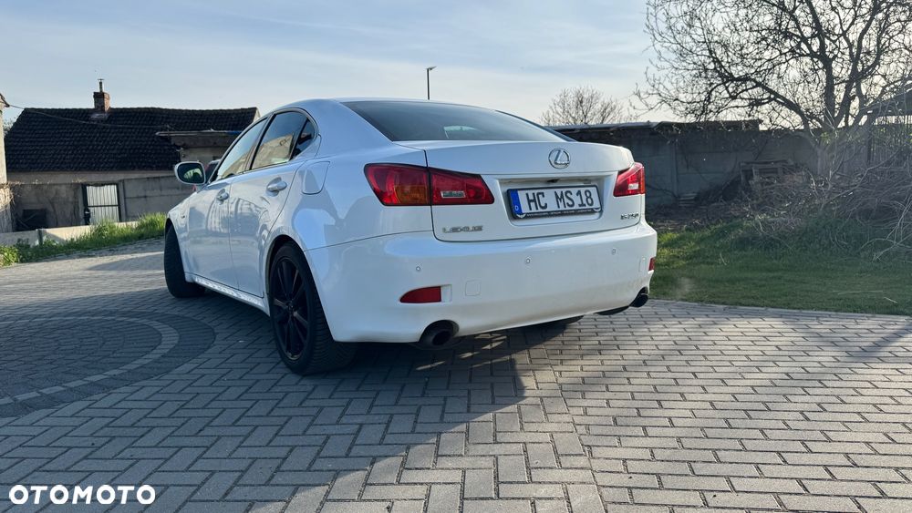 Lexus IS 250 Prestige - 15
