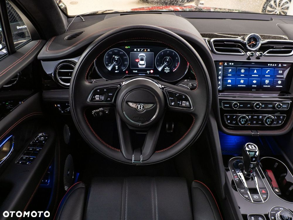 Bentley Bentayga - 12