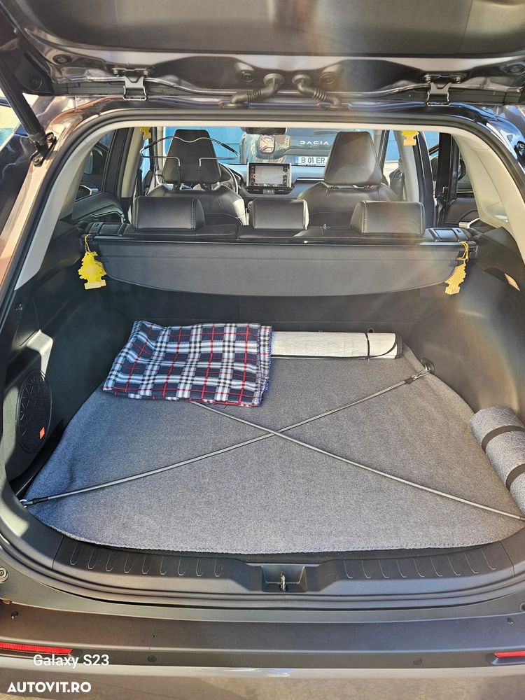 Toyota RAV4 2.5 VVT-iE 4x4 Luxury Premium - 15