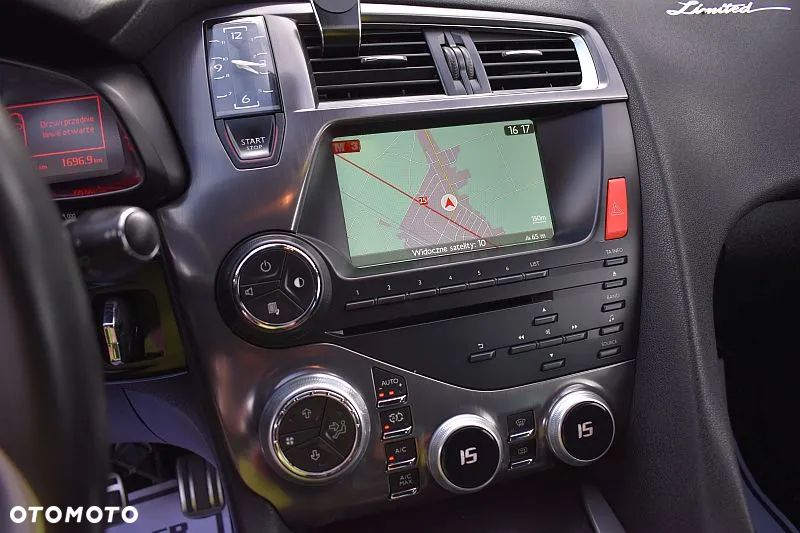 Citroën DS5 e-HDi 115 EGS6 SoChic - 15