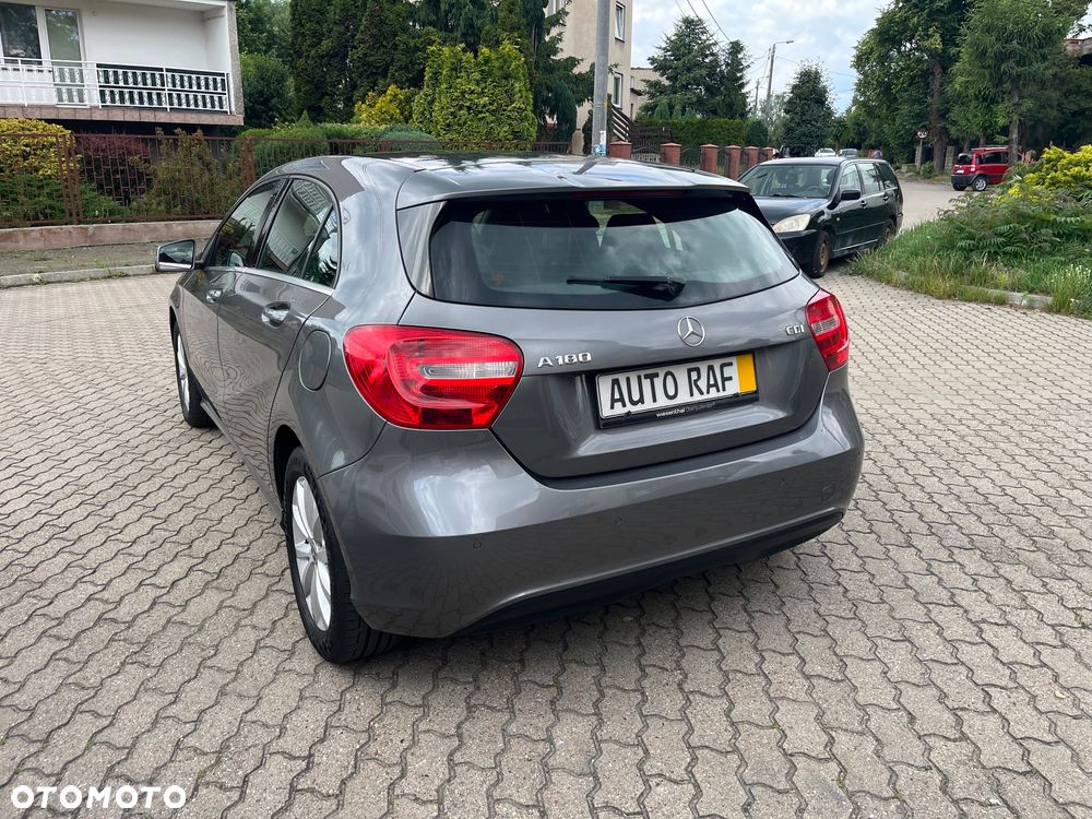 Mercedes-Benz Klasa A 180 CDI 7G-DCT StreetStyle - 3