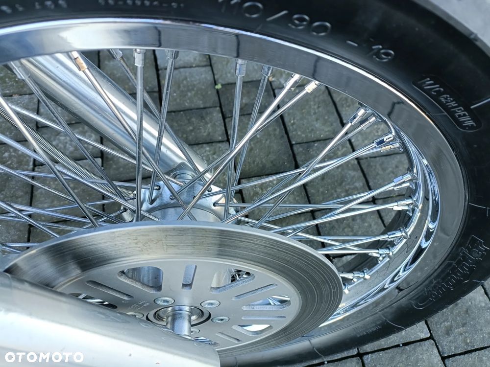 Suzuki Intruder - 30