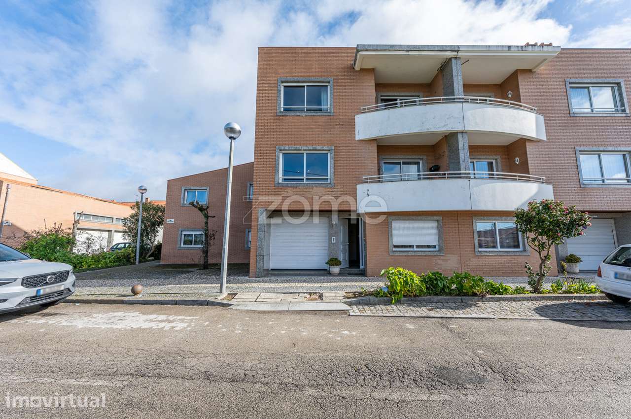 Moradia T8, em Silvalde, Espinho - Grande imagem: 2/50