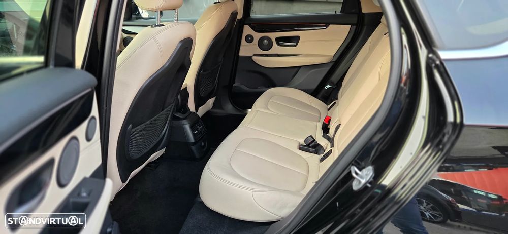 BMW 216 Active Tourer - 8