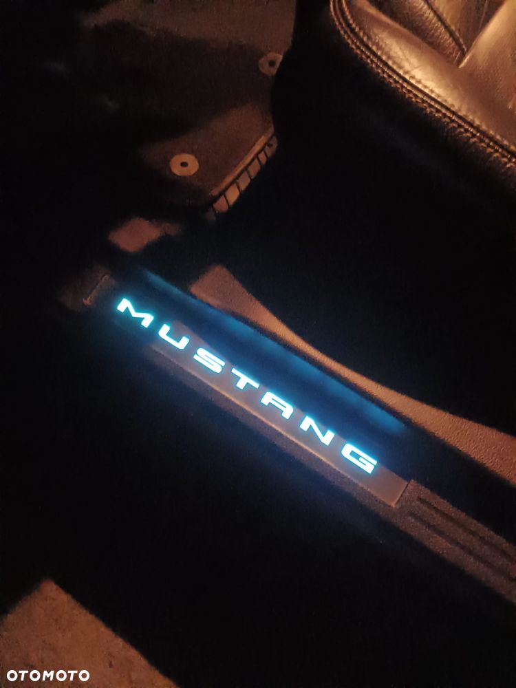 Ford Mustang 3.7 V6 - 3