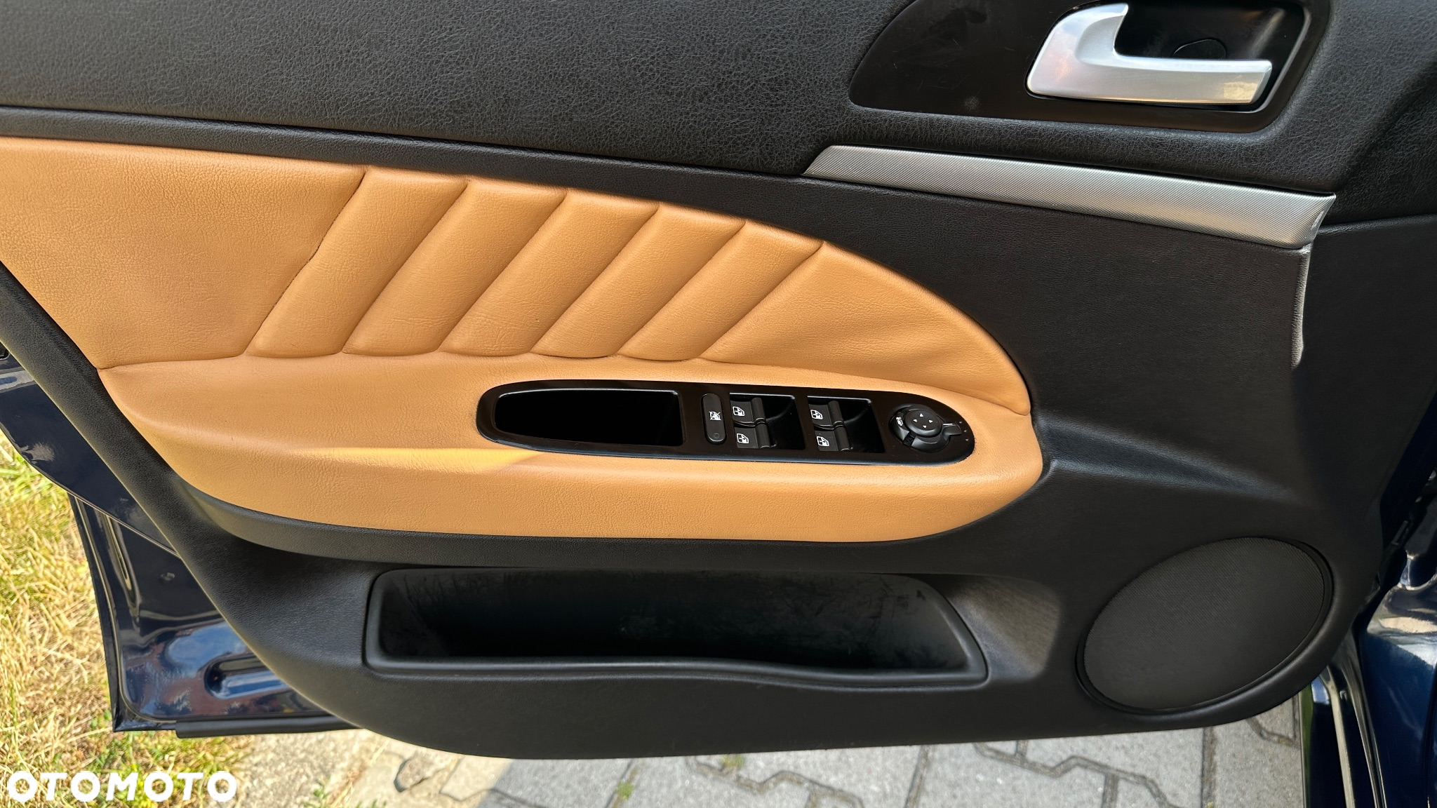 Alfa Romeo 159 2.4JTDM Q-ti - 12