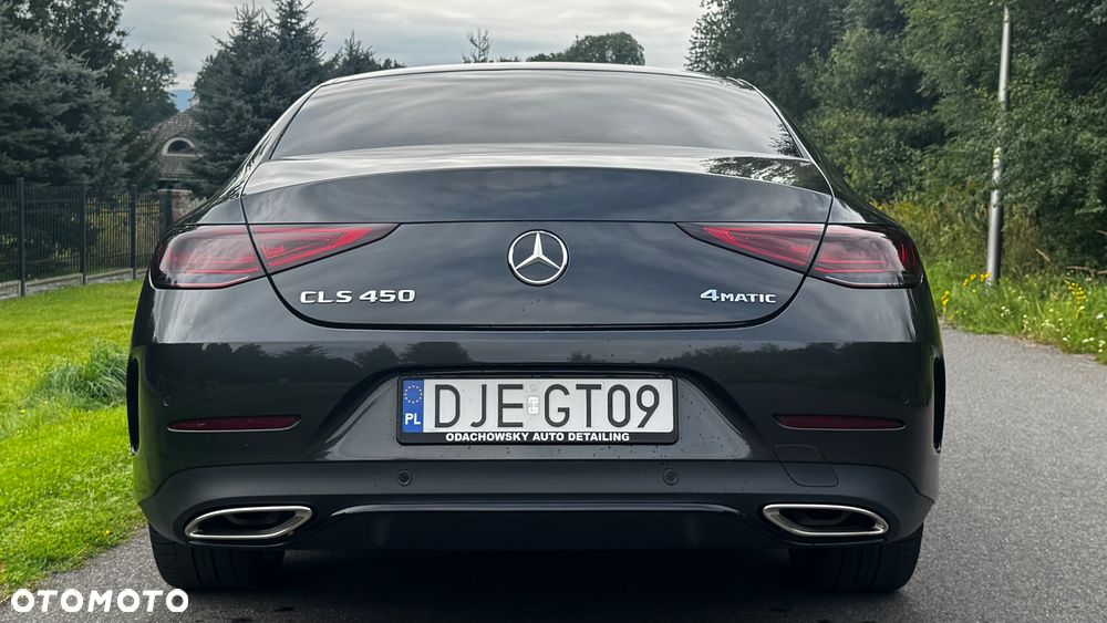 Mercedes-Benz CLS - 4