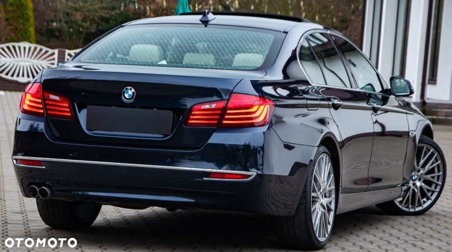 BMW Seria 5 520d Luxury Line - 11