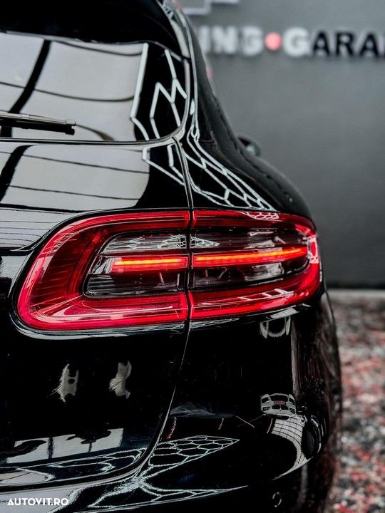 Porsche Macan Turbo PDK mit Performance Paket - 14