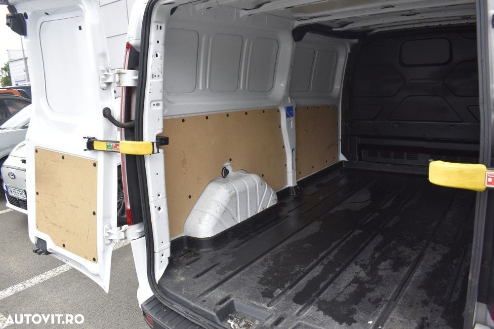 Ford Transit Custom - 14