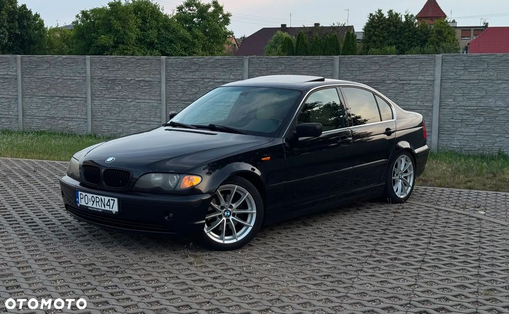 BMW Seria 3 325i - 1