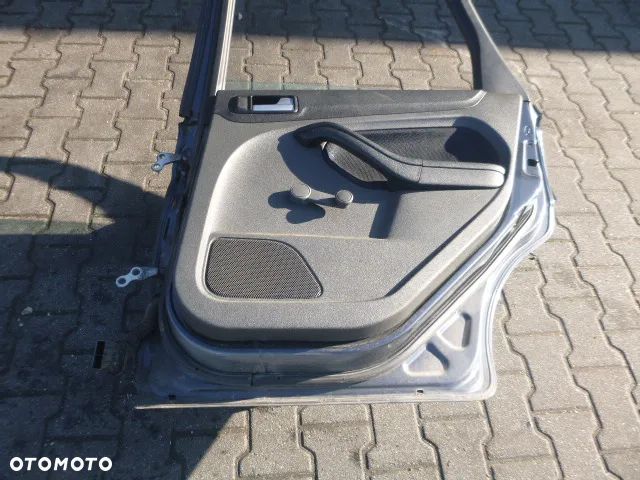 DRZWI PRAWY TYŁ PRAWE TYLNE FORD FOCUS MK2 KOMBI H4 04-07 KOMPLETNE - 19