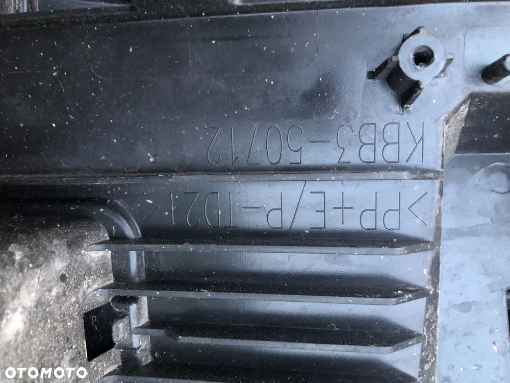 Mazda CX-60  przód przedni grill atrapa led K3006 - 8