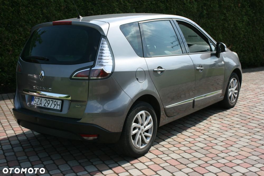 Renault Scenic - 11