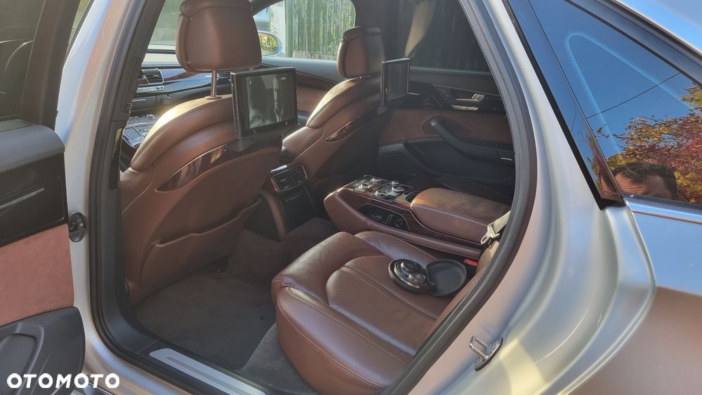 Audi A8 4.2 FSI L Quattro - 12