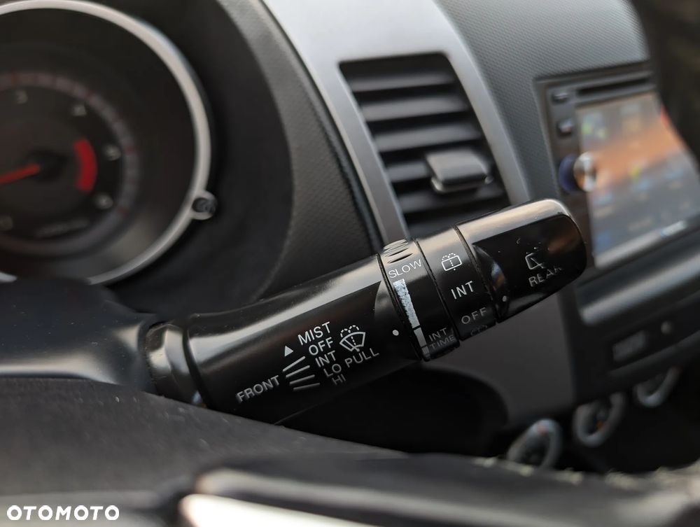 Citroën C-Crosser 2.2 HDi Exclusive - 25