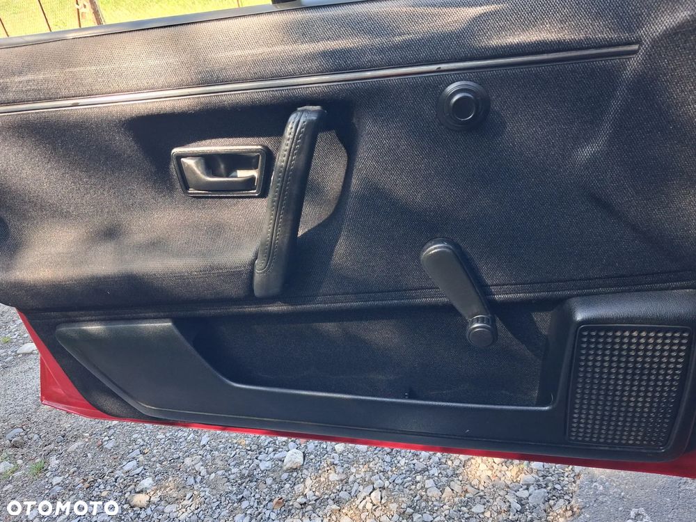 Volkswagen Passat - 11