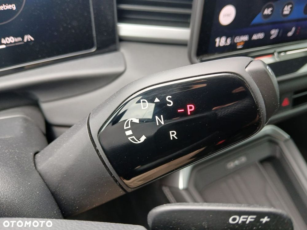Volkswagen T-Roc 1.5 eTSI R-Line DSG - 17