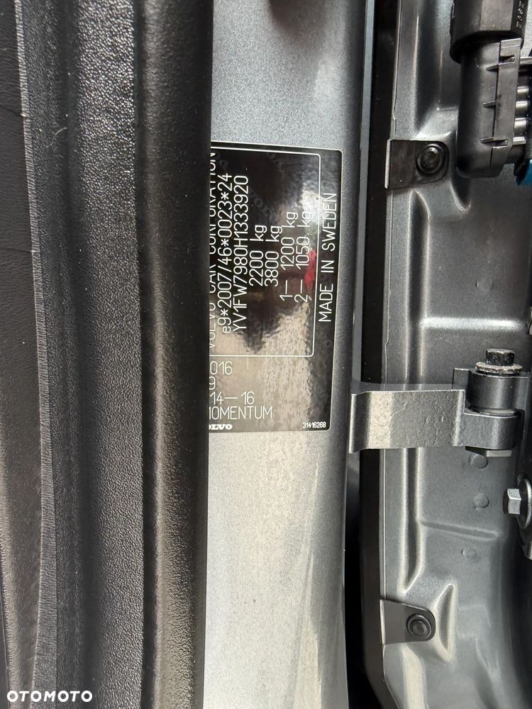 Volvo V60 D3 Drive-E R-Design Momentum - 28