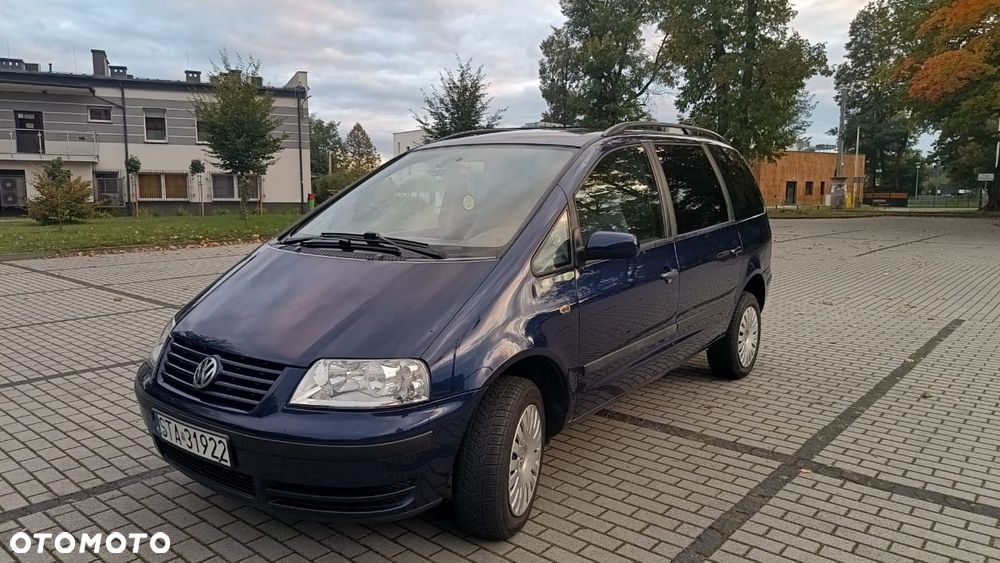 Volkswagen Sharan 1.9 TDI Comfortline - 1