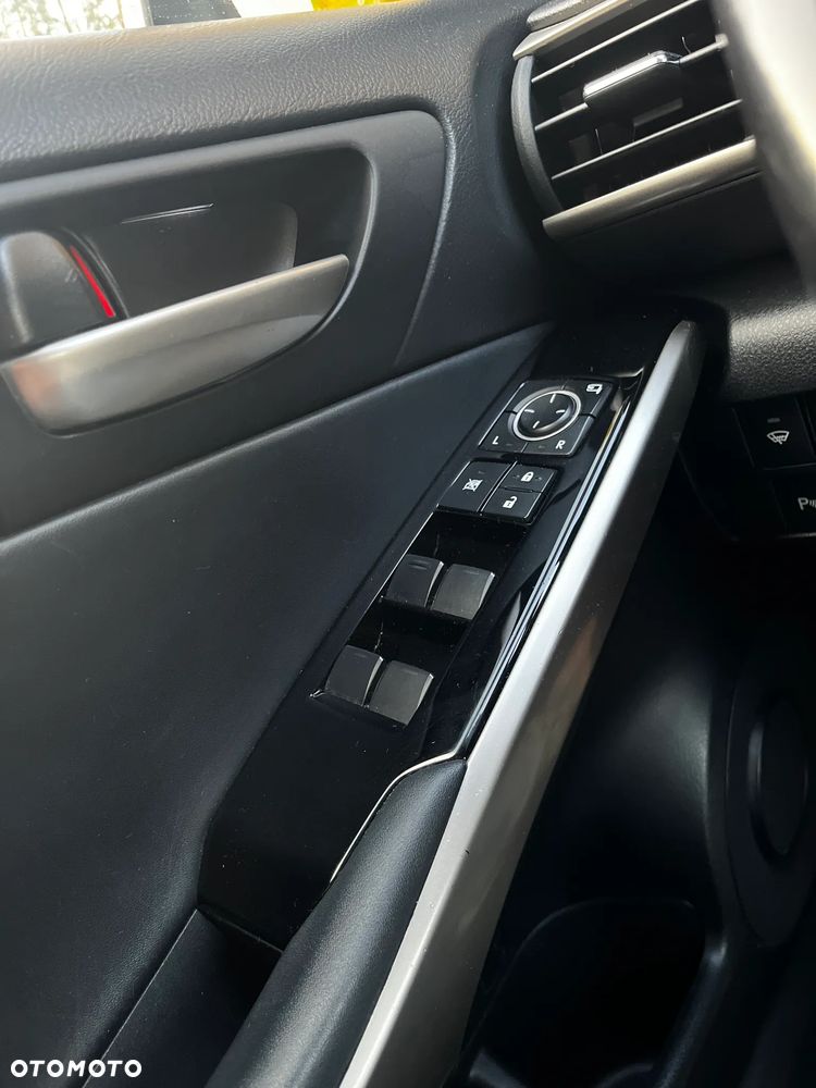 Lexus IS - 27
