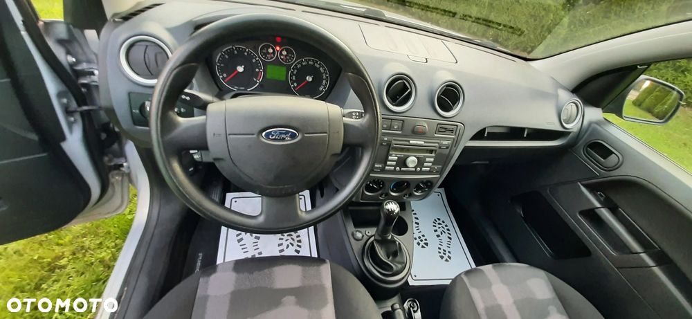 Ford Fusion - 6