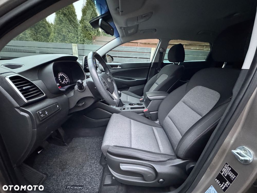Hyundai Tucson 1.6 GDi Comfort 2WD - 19