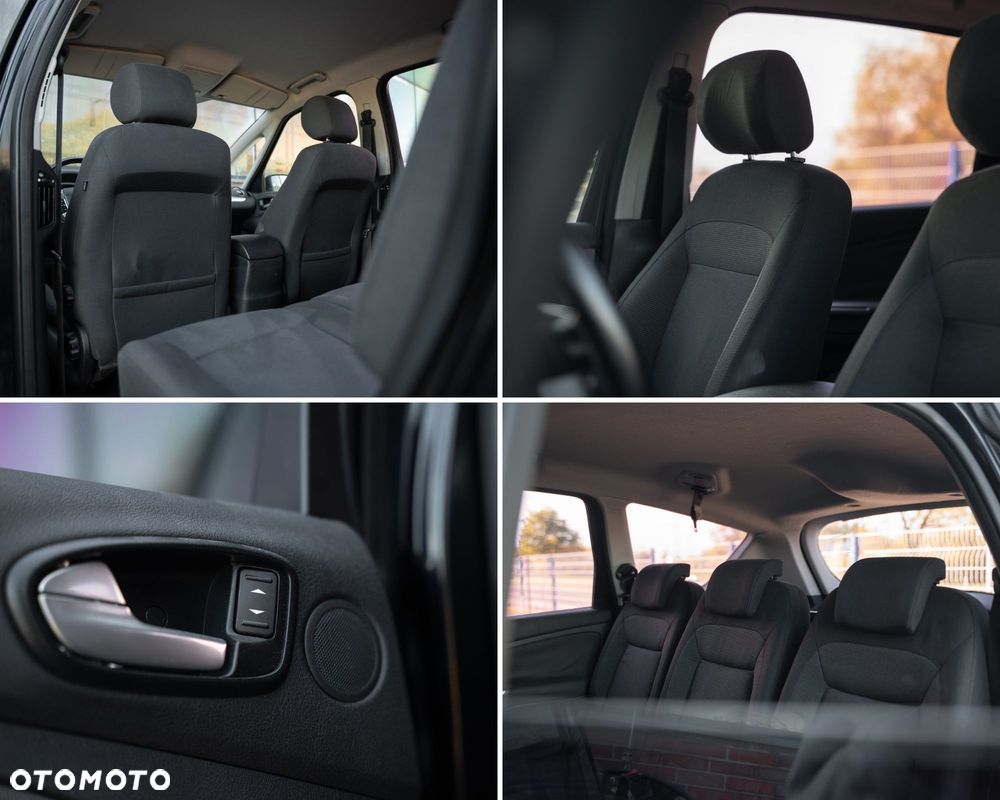 Ford S-Max 2.0 Titanium - 38