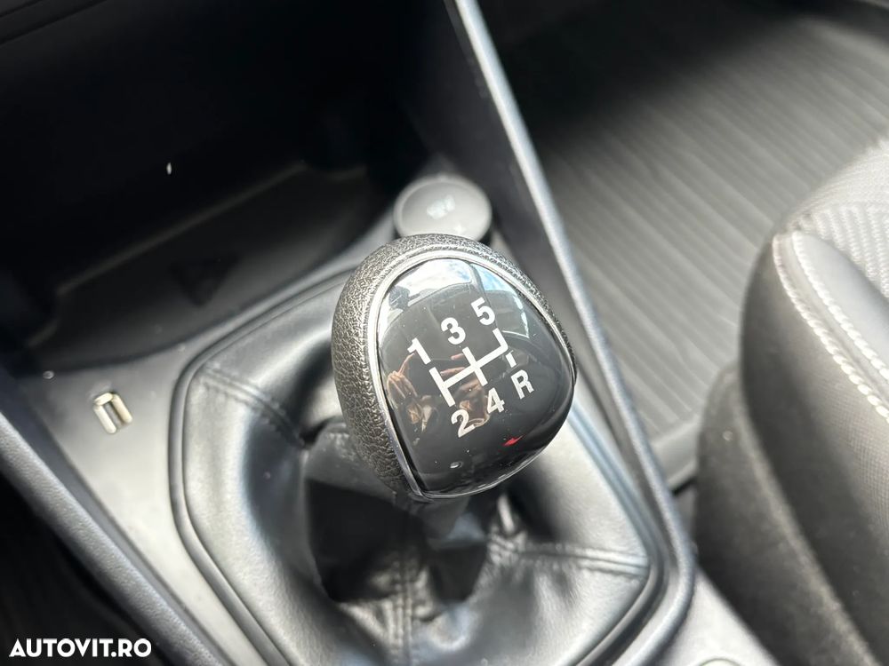 Ford Fiesta 1.1 Trend Connected - 26