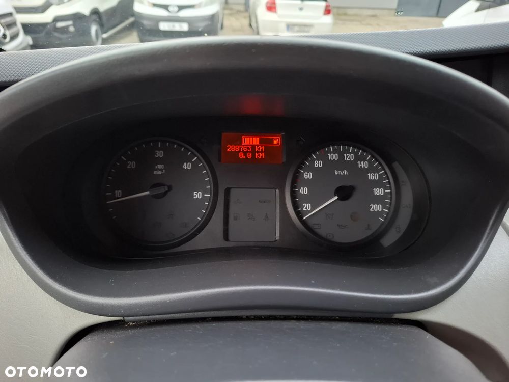 Opel Vivaro 2.0CDTI 115KM KLIMA - 21