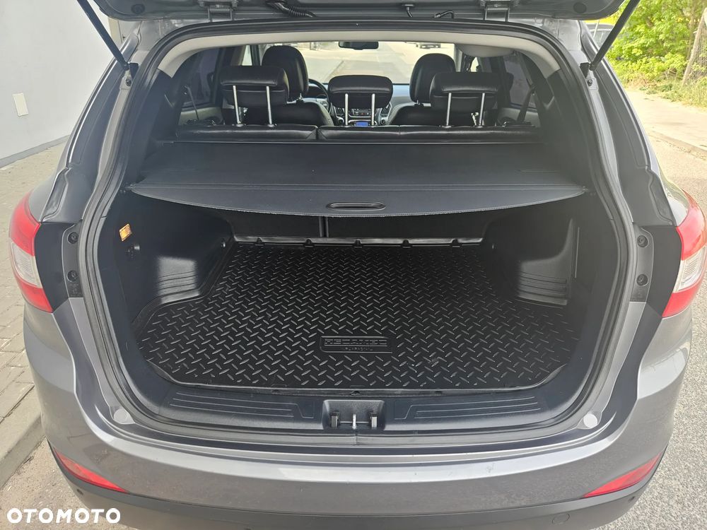 Hyundai ix35 blue 1.6 2WD Finale - 18