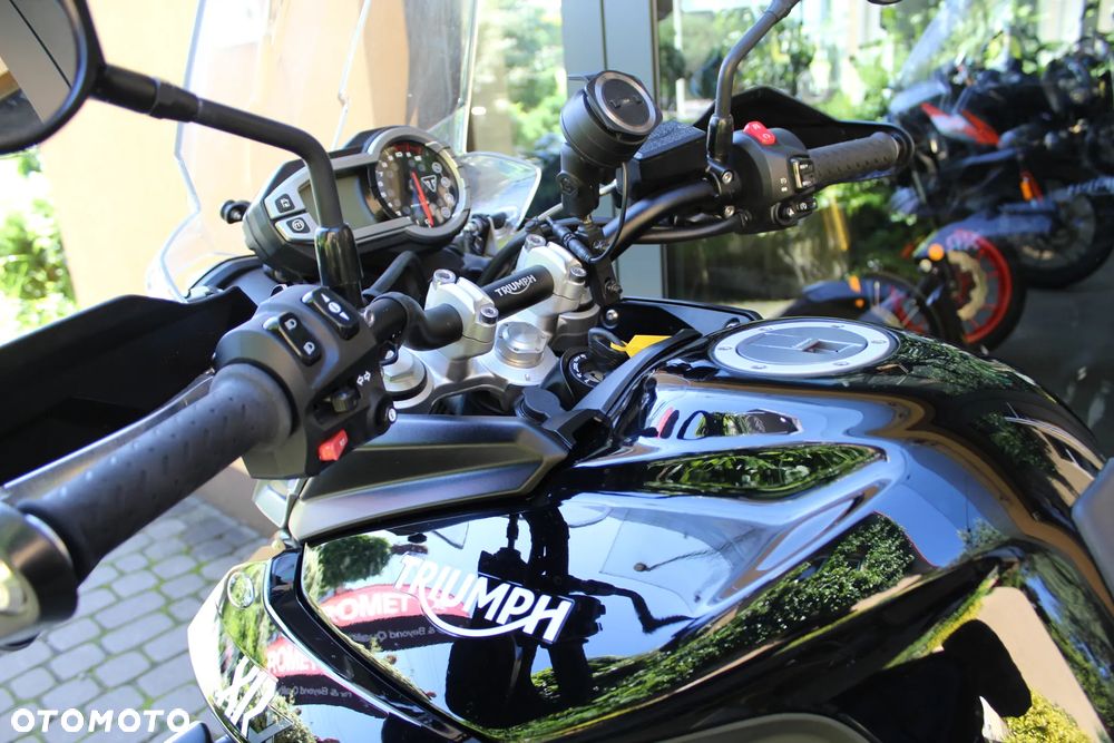 Triumph Tiger - 6