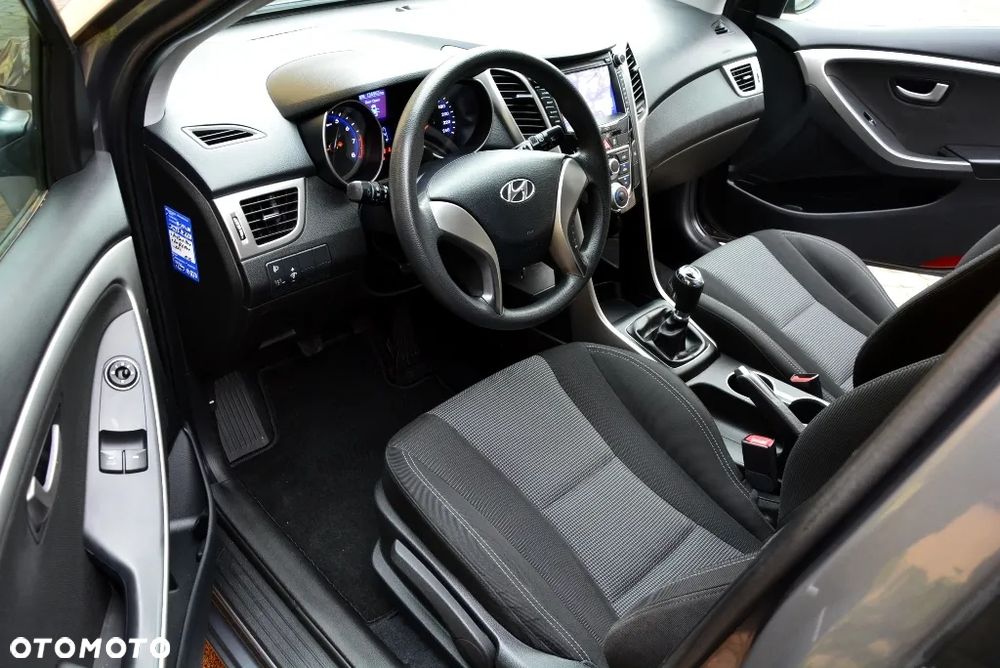 Hyundai i30 1.4 Comfort - 17