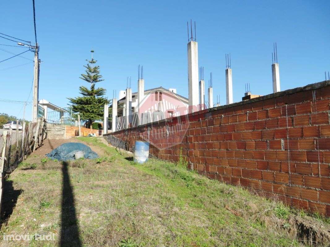 Moradia e Loja em Construção - Grande imagem: 3/8