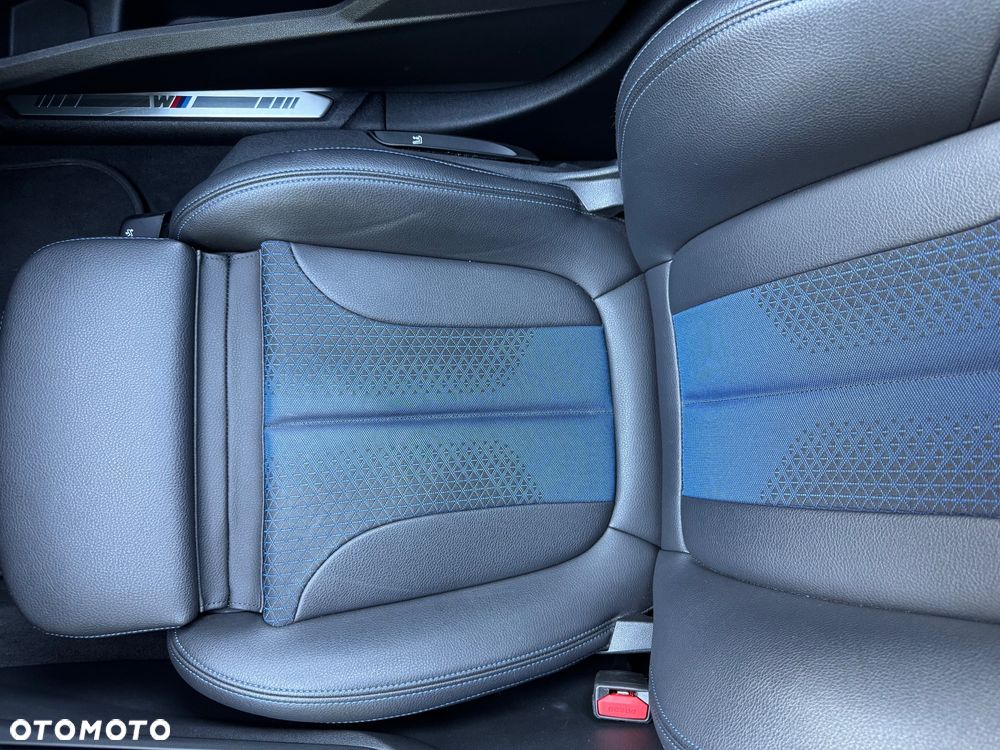 BMW Seria 1 118i M Sport - 10