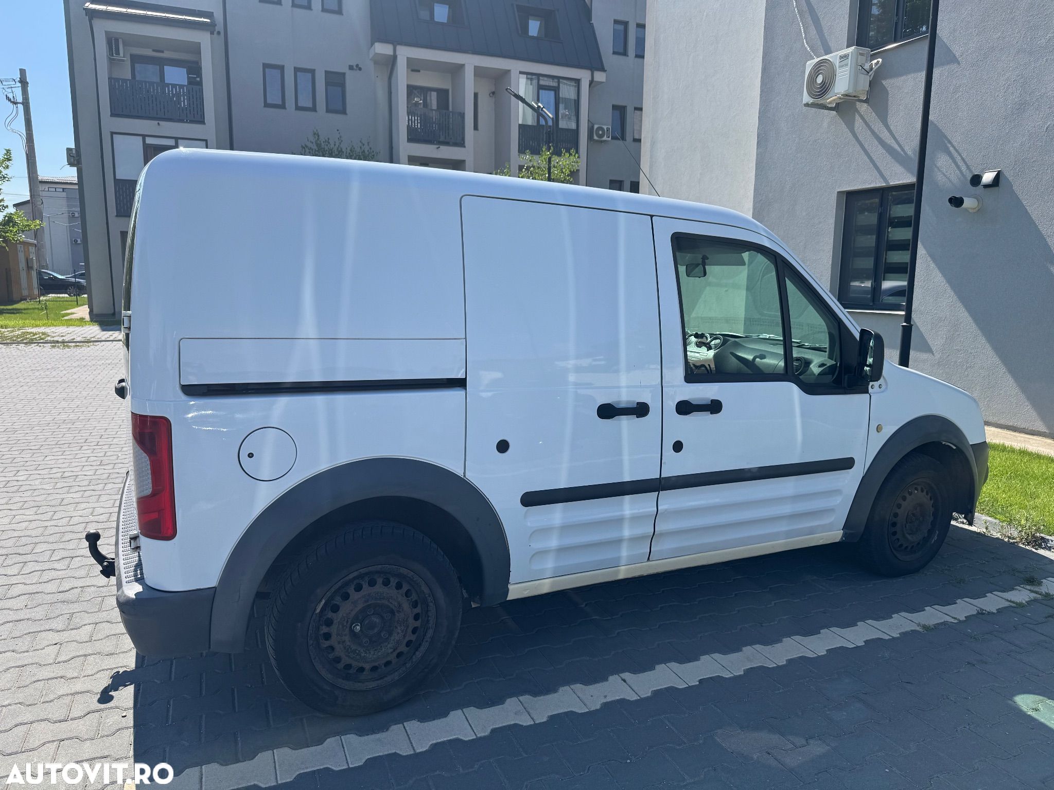 Ford Transit Connect - 1