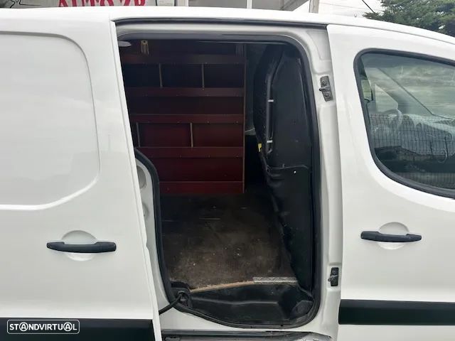 Citroën BERLINGO CX.AUTOMÁTICA 3 LUG. - 8