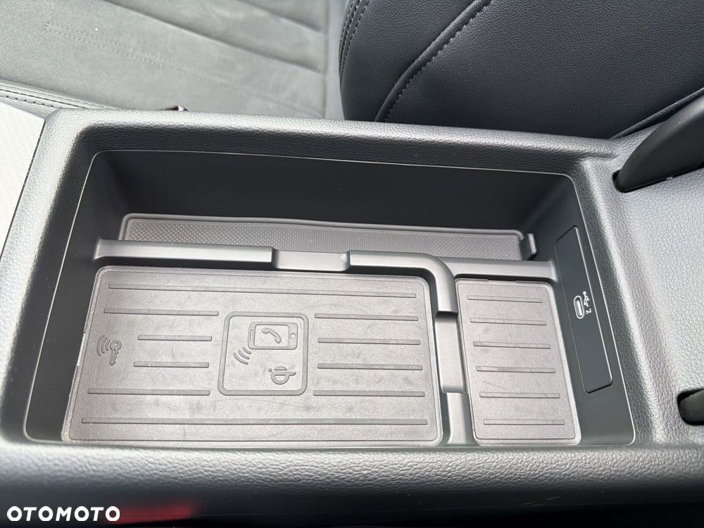 Audi A4 Limousine 35 TDI mHEV S Line S tronic - 28